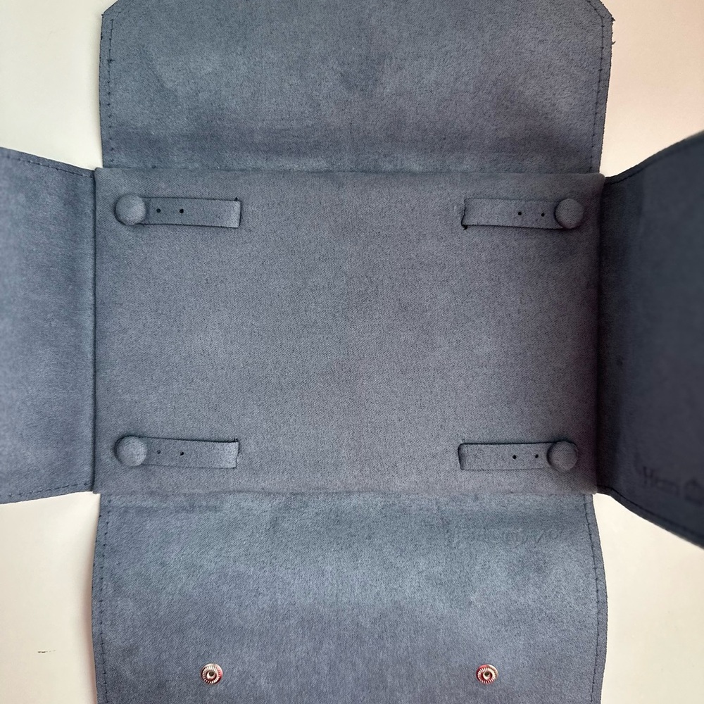 Henri Noel Jewelry Pouch - Picture 6 of 7